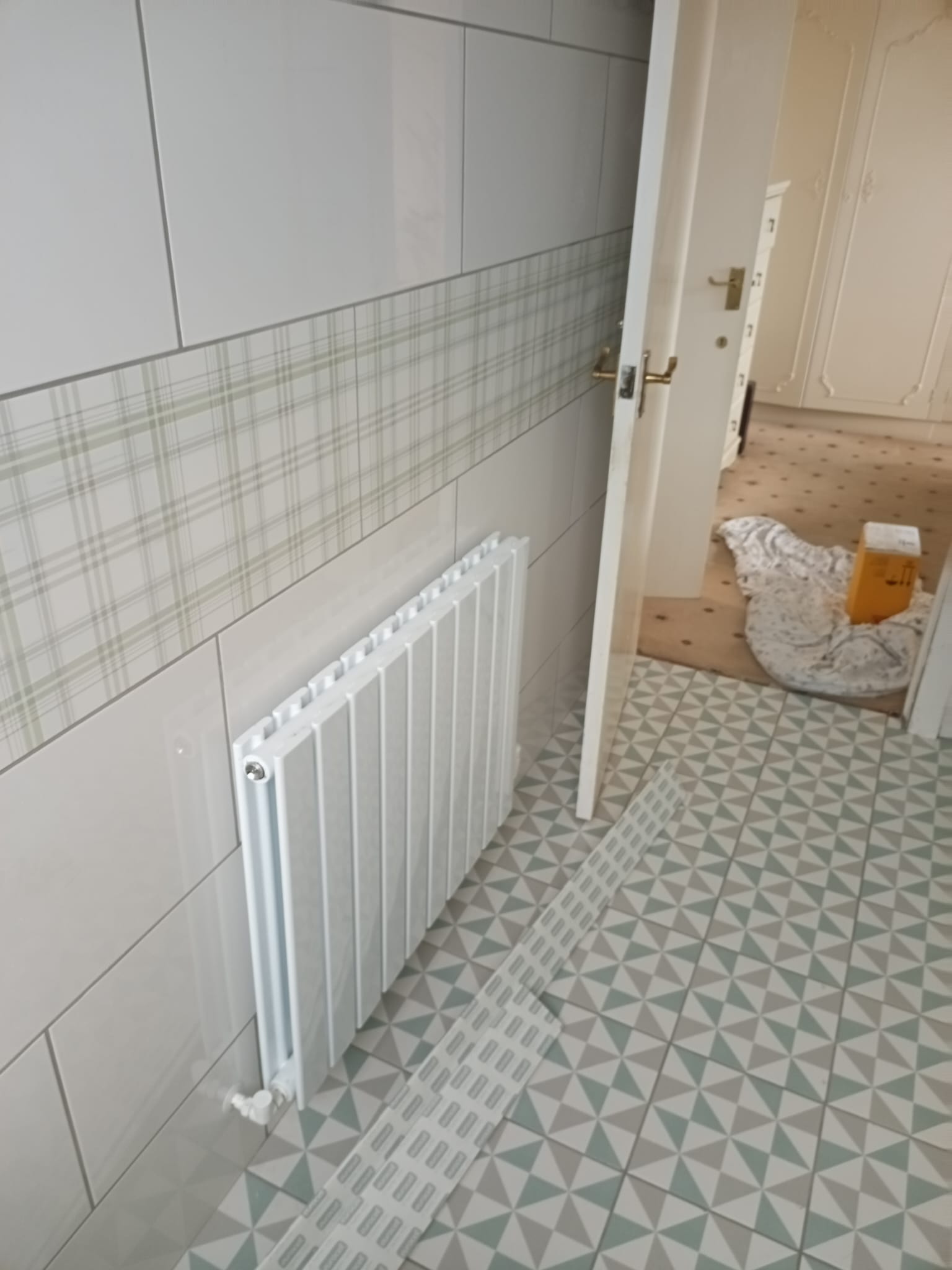 Column Radiator Installation
